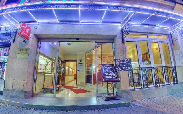 Garni Hotel Planeta Inn