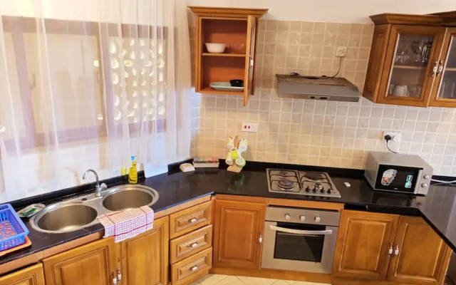 Eden Beach Resort Apartments