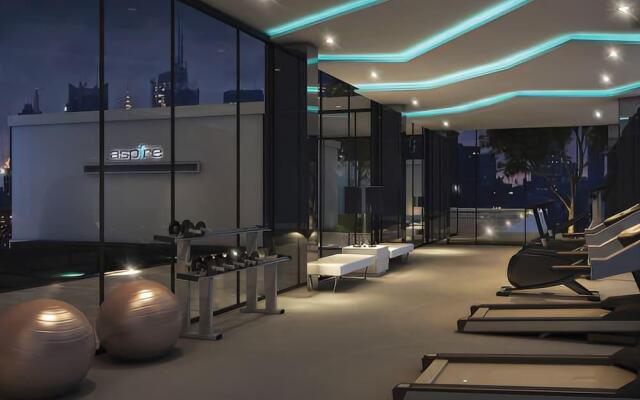 Highrise Cityview Aspire Condo Gym Pool