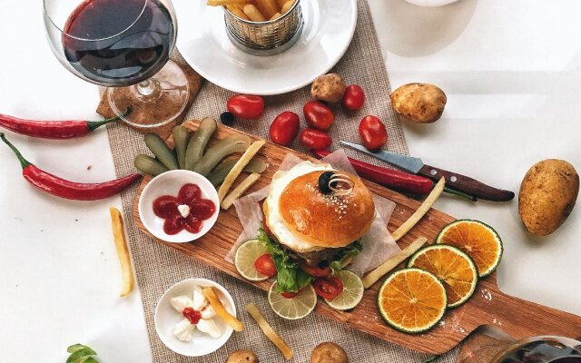 HAIAN Beach Hotel & Spa