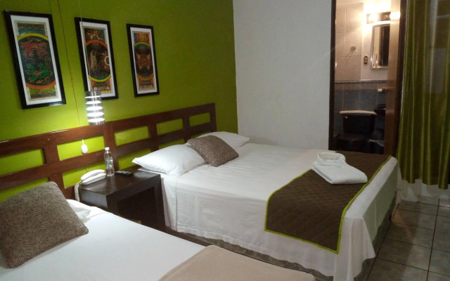 Hotel Tazumal House