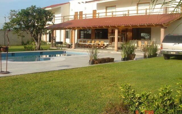 6rec 24 Personas Quinta EN Xochitepec, Morelos QA