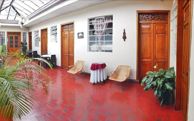 Hotel Alcayata Colonial