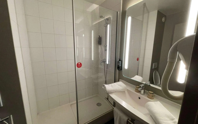 ibis Compiègne
