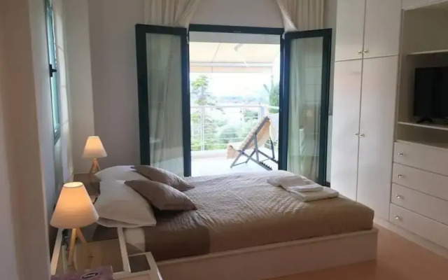 Summer Villa Lagonissi