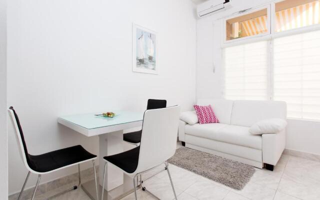 Apartment Modern Studio Near Žnjan Beach