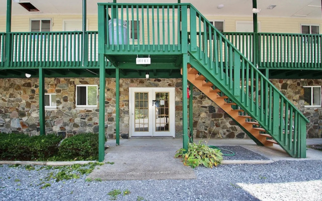 Westbrook Inn Lake George