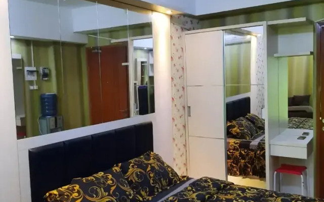 Puspita Green Lake View Apartment