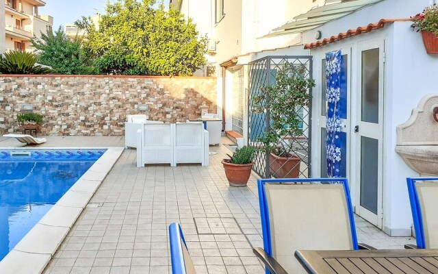 Awesome Apartment in Alghero With 2 Bedrooms