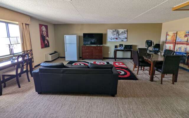 Super 8 by Wyndham Wichita North