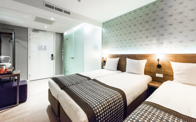 Melrose Hotel