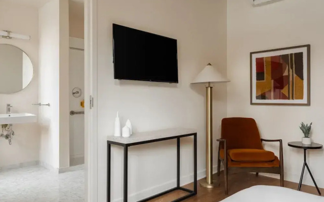 Found Chicago powered by Sonder