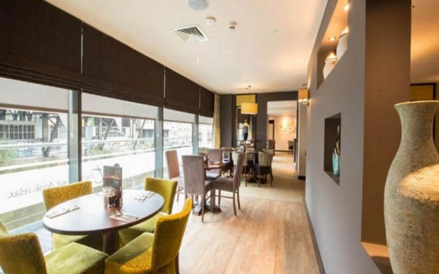 Premier Inn Manchester City Centre West