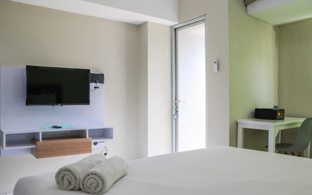 Simply Look Studio Room At Mont Blanc Bekasi Apartment