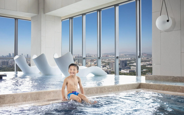 Crowne Plaza Shenzhen Nanshan by IHG