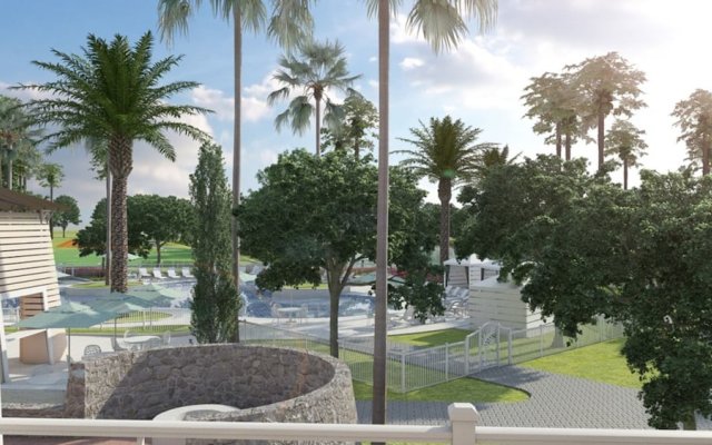 Solara Resort - 1618 Carey Palm Circle