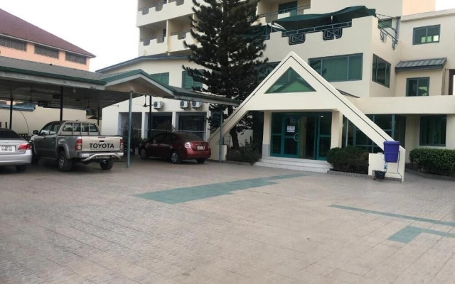 Korkdam Hotel
