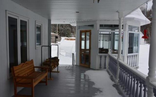 The Rustic House of the Fjord