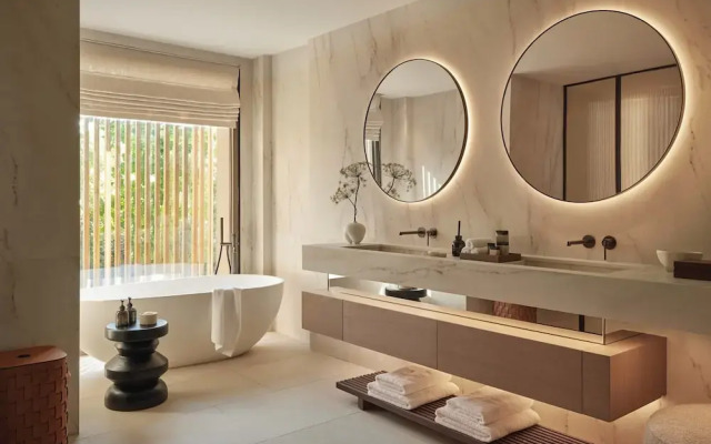 Sani Asterias Suites