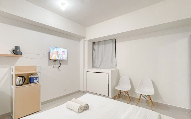 Minimalist Studio (No Kitchen) Near Unhas Bandaraya - Tallasa City Makassar Apartment – Guest Rooms – Makassar