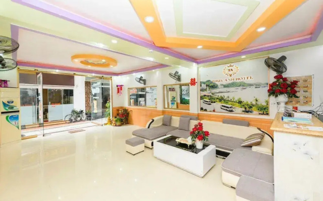 Thúy Anh Hotel Cát Bà