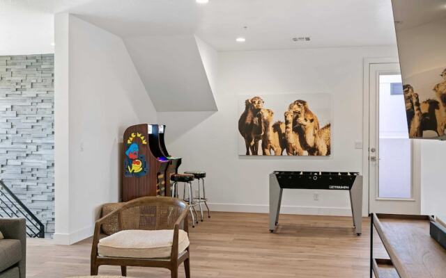 Double Eagle on the 8th by RedAwning