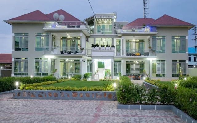 The city Block Apartment