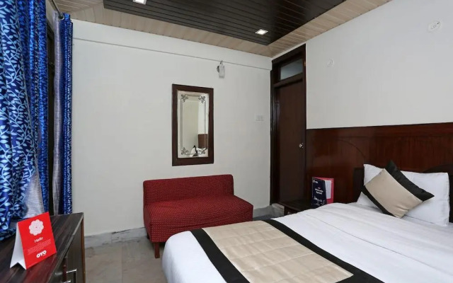 OYO 8991 near Mall Road