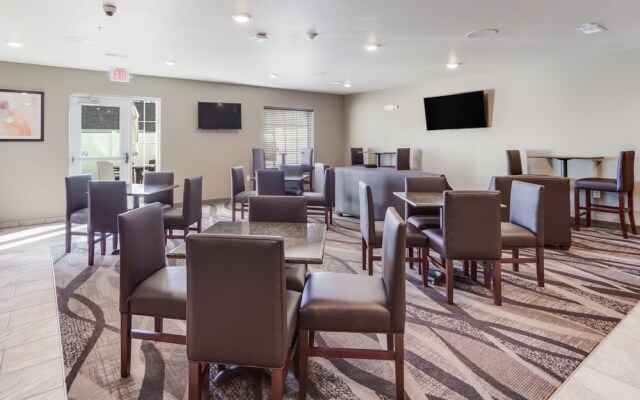 Cobblestone Hotel & Suites - Lamar