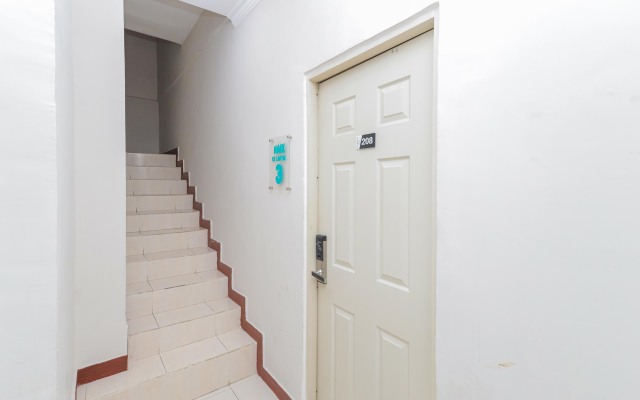 Urbanview Hotel Sofie Syariah Sidoarjo