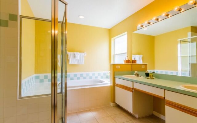 Pinewood Country Estates 714