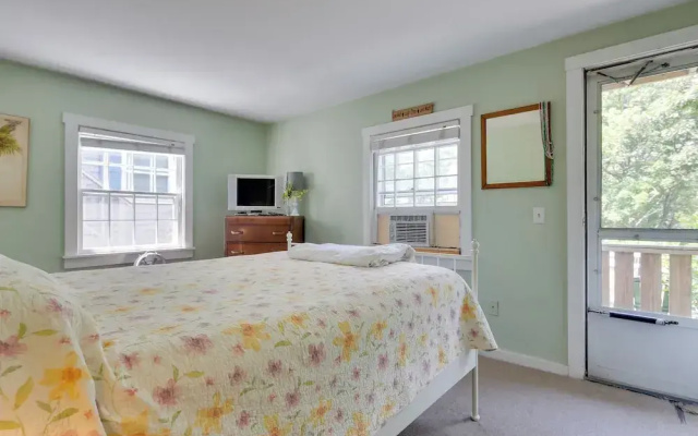 Pool & Beach Access: Coastal Condo in Provincetown