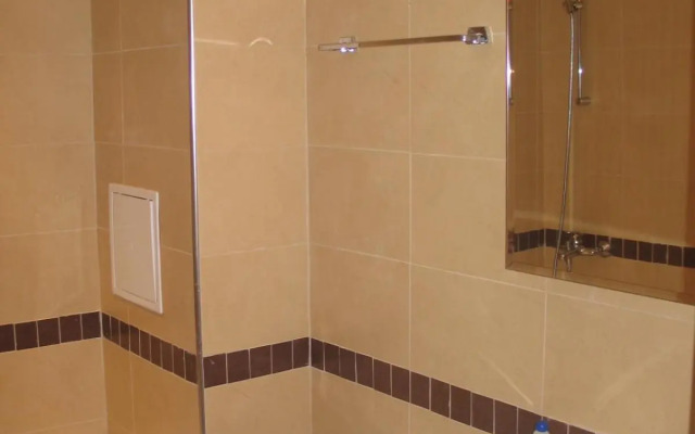 Winslow Infinity Apart Hotel