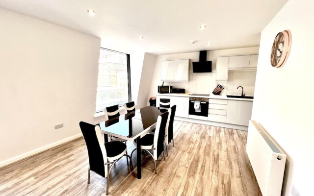 Captivating 2-bed Apartment in Liverpool