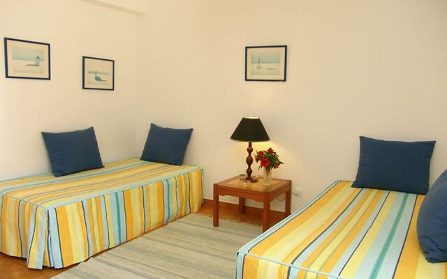 Novochoro Apartments & Villas