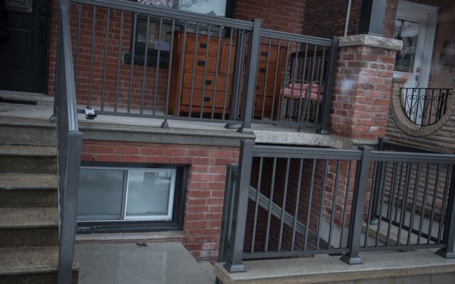 Furnished Downtown Toronto Suites