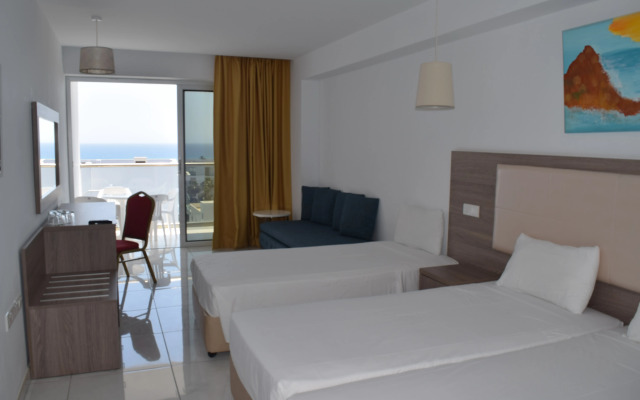 Corfu Hotel