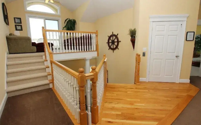 Ashcroft - 7 Br Home
