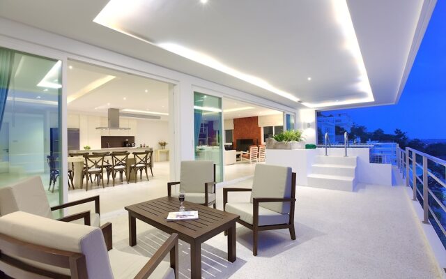 Serene Penthouse