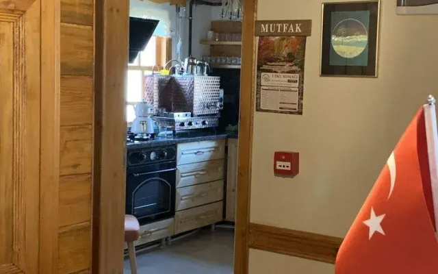 Utku Konağı