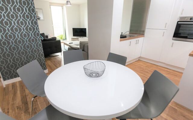 Beautiful 3 Bed Apartment in Media City