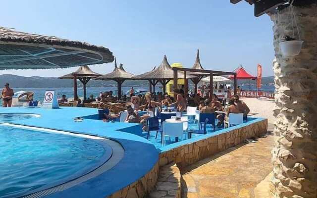 Hotel Albamaris