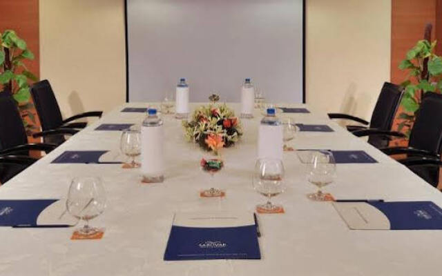 City Heart Sarovar Portico
