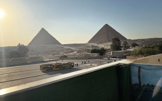 Capital Of Pyramids Hotel