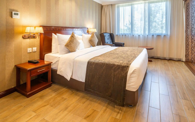 Sarova Woodlands Hotel