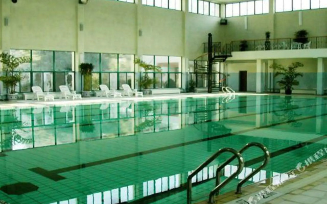 Mertropolo Shanghai Jinshan