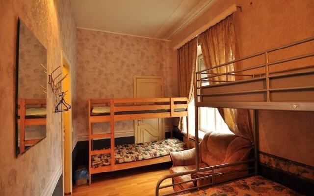 Tolstoy Hostel