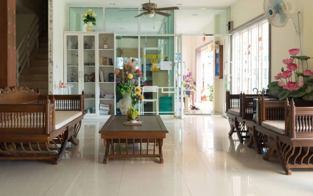 Lotus Suite Hua Hin