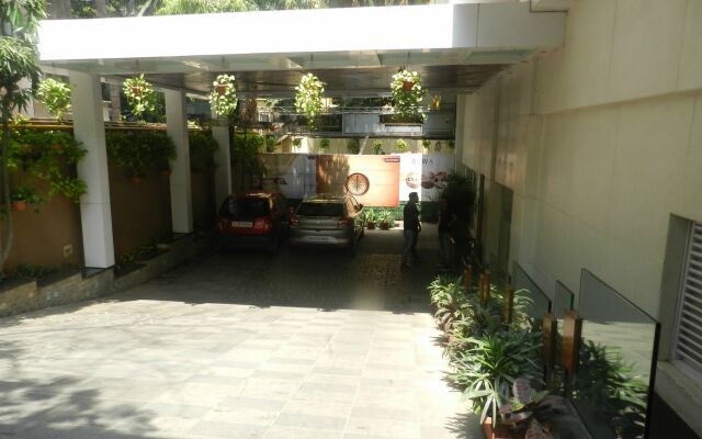 Hotel Bawa Continental