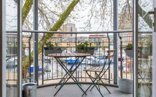 Unique Waterfront 2BD Flat - Rotherhithe